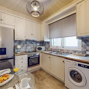 Motley Luxury By Estia Apartament Heraklion